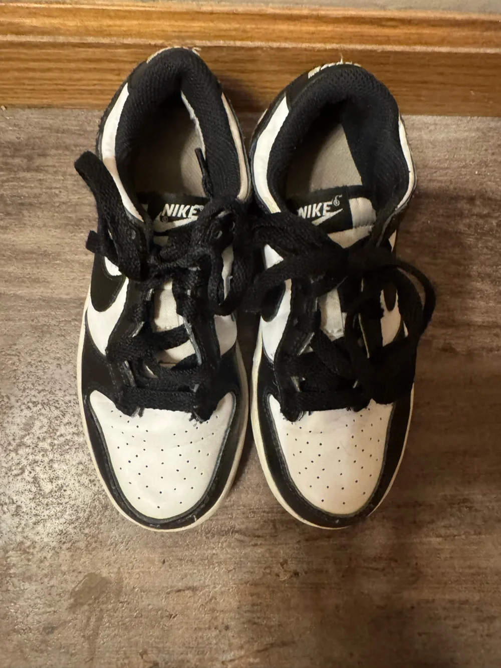 Nike Low Dunks Black White Pandas Size 1 Youth